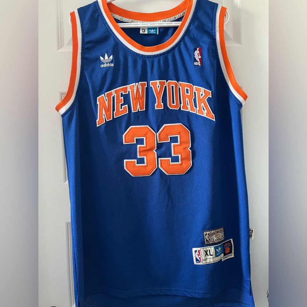 Adidas Hardwood Classics, New York Knicks (33- Ewing) length +2